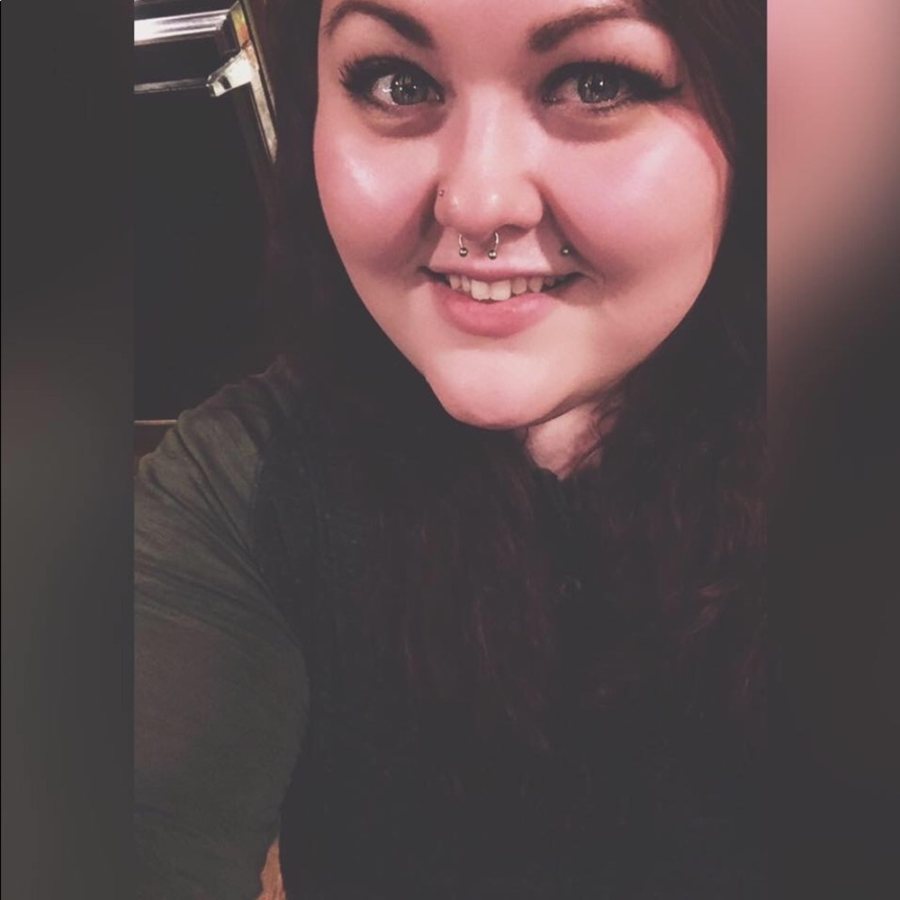 Meet your Posher, Melica